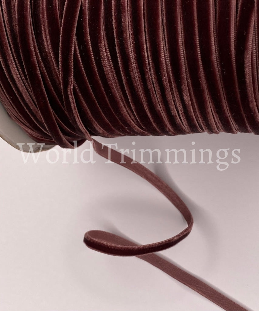 1/4'' Brown Velvet Ribbon Single face – World Trimmings